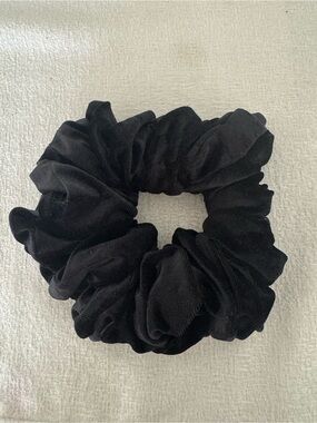 Veiled Collection Black Volume Scrunchie | Discontinued Hijab Scrunchie